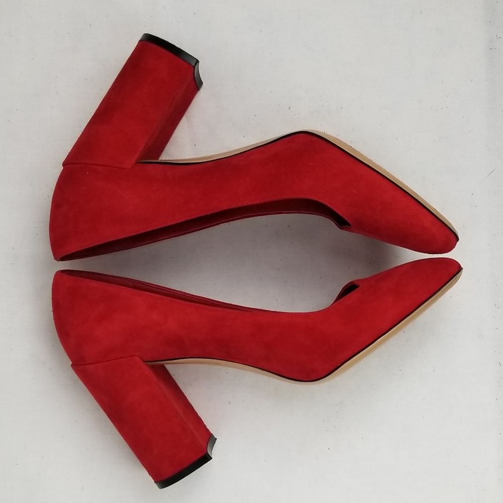 Salvatore Ferragamo  Arrezo Red Suede Block Heel Pumps 8 - Picture 7 of 9